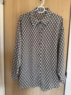 INGNI 総柄ブラウス 長袖シャツ Mサイズ レトロ柄 レディース