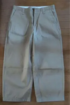 uniqlo チノパン 82