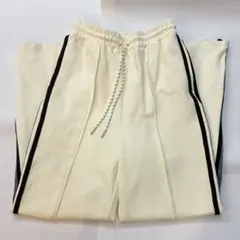 Item thumbnail for item 7d4963e8-8c5b-429d-b3d9-10a4235596c8