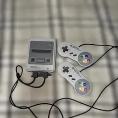 Nintendo クラシックミニ スーパーファミコン 本体のみのサムネイル