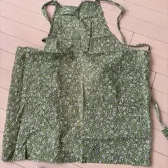 栗原はるみ　花柄 エプロン グリーンのサムネイル
