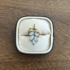 Item thumbnail for item bf51e90b-878e-4294-9d7e-6b231607b543