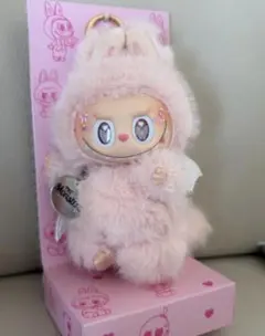 ウサギコスチュームのぬいぐるみ