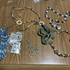 ネックレスセット 青いストーンと金属