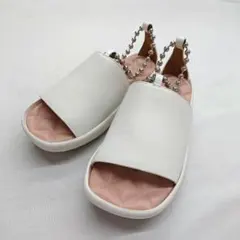 Item thumbnail for item 0528492e-e6b8-40bb-b6a3-413da9738dbb