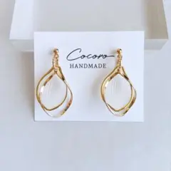 【030】花びらパーツ/ねじれフープ　イヤリング　ピアス　ハンドメイド