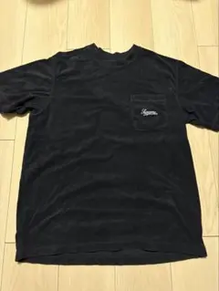 ブラック ポケット付き Tシャツ