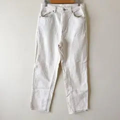 GU ジーユー ストレートデニムパンツ ホワイトジーンズ 裾ダメージあり
