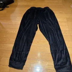 ブラック ベロア調 ロングパンツ 長ズボン