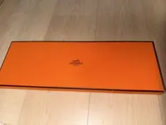 HERMES ギフト箱 オレンジ リボン付き