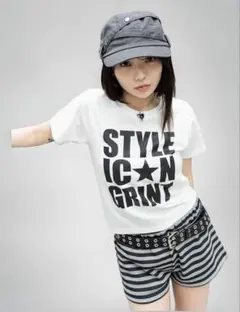 ロゴTシャツ