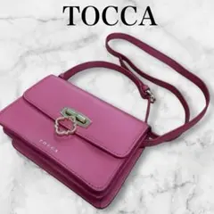 TOCCA クローバーモチーフ　カメラバッグ　クロスボディ　ゴールド金具　本革のサムネイル