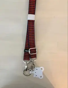 【新品未使用】familiar 赤チェック スマホ ストラップ ショルダー