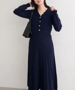 着用1回＊ナチュラルクチュール スカラッププリーツニットワンピース/ネイビー