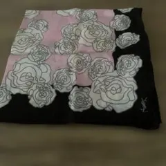 イヴ・サンローラン★バラ★ピンク×黒★デザイン。ハンカチ