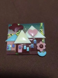 ヴィンテージUSブローチ ルシンダ ハウスシリーズ a-1382