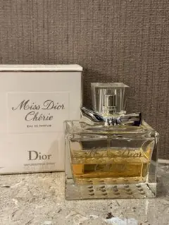 【希少！入手困難廃盤品】100ml瓶ミスディオール　シェリー　オードパルファム