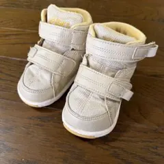 アシックス　スクスク　ハイカットスニーカー　13.5cm