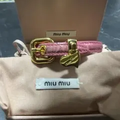 専用！未使用級✨ MIUMIU ミュウミュウ バッグチャーム 花 5TL525