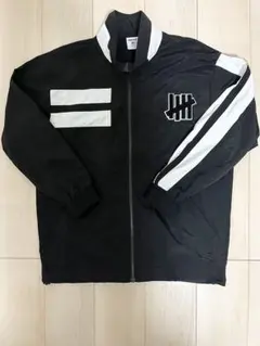 UNDEFEATED ジャケット ブラックのサムネイル