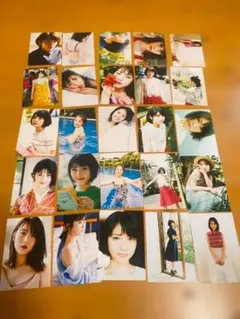 高画質　浜辺美波　L版　写真　100枚のサムネイル