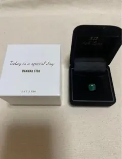 バナナフィッシュ　ピアス　グリーンカルセドニー