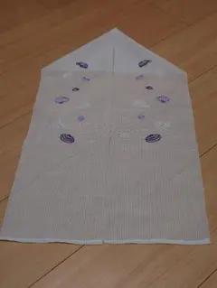 白地紫色刺繍半襟