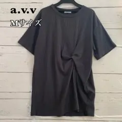 a.v.v アーヴェヴェ　トップス　カットソー　Tシャツのサムネイル