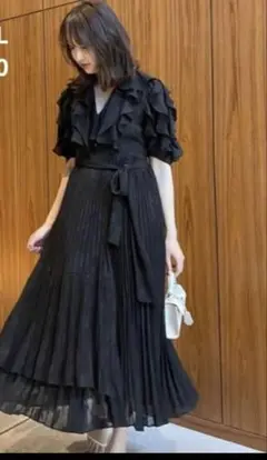 SNIDEL フリル付きブラックロングワンピース