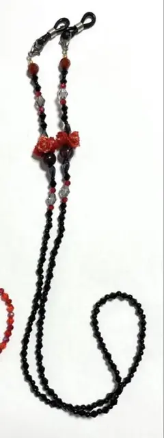 【M162】ハンドメイド　眼鏡・マスクストラップ　赤と黒②