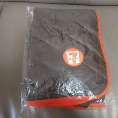 7-Eleven キルトブランケット ブラウン