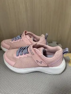 【美品】SKECHERS ピンク スニーカー19cm 女の子　マジックベルト付き
