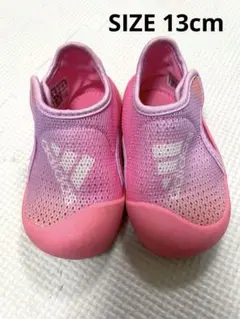 adidas ピンク メッシュサンダル