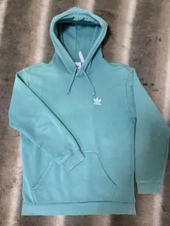 アディダス　ロゴスウェットパーカー