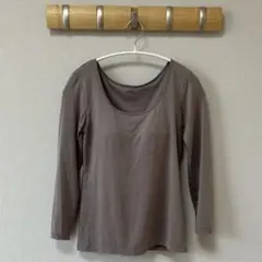 【グレージュ】ユニクロ　ヒートテック Uネック Tシャツ M ベージュ系