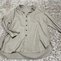 ベージュ ボタン付き長袖シャツ M リネン　麻