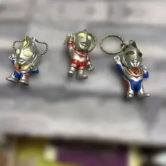 ウルトラマンフィギュア 3体セット キーホルダー付き