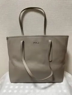 Item thumbnail for item d1675231-4b92-4ff0-9a6d-08670c72cd3d