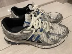 Item thumbnail for item dc29efed-2dea-430e-8d14-15b3c6743749