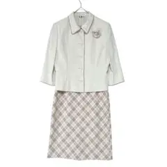 入学式スーツ3点セット　ワンピース　スカート　ベージュ　チェック【S】