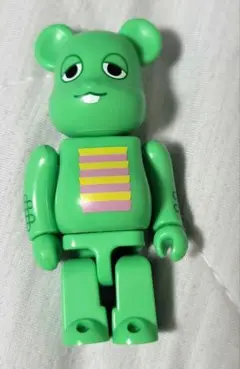 【美品】ベアブリック　ガチャピン