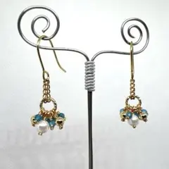 《P68》天然石 ハンドメイド ピアス アパタイト パール(人工)