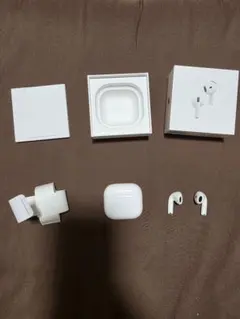 Airpods 4(第4世代　アクティブノイズ キャンセリング搭載モデル)ANC