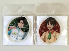 新品未開封品　進撃の巨人　ちょいデカアクリルキーホルダー　エレン　リヴァイ