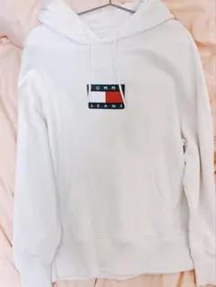 【★最終お値下げ★】TOMMY JEANS ホワイトパーカー S