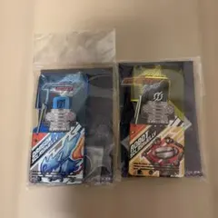 仮面ライダービルド　アクリルカラビナ２種セット
