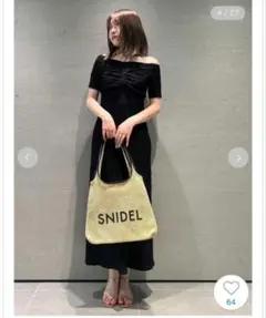 SNIDEL スナイデル　オフショルカットワンピース　ブラック