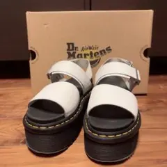Dr.Martens VOSS QUAD サンダル ホワイト UK4のサムネイル