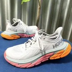 HOKA CRIFTON EDGE ホカ クリフトンエッジ 22.5cmのサムネイル