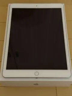 Apple iPad 第8世代 Wi-Fiモデル 32GB シルバー